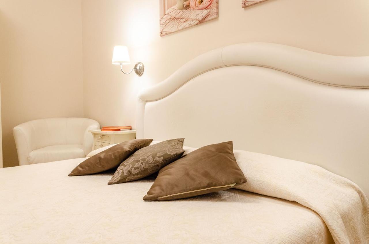 タオルミーナ B&B エクステリア 写真