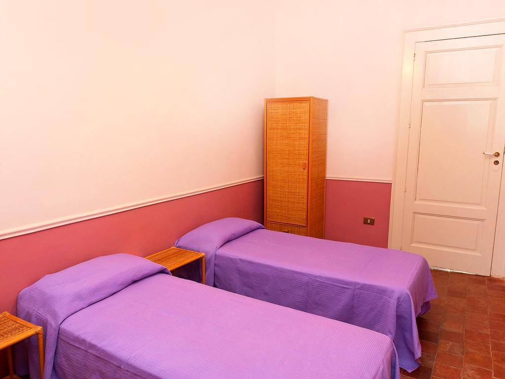 タオルミーナ B&B 部屋 写真